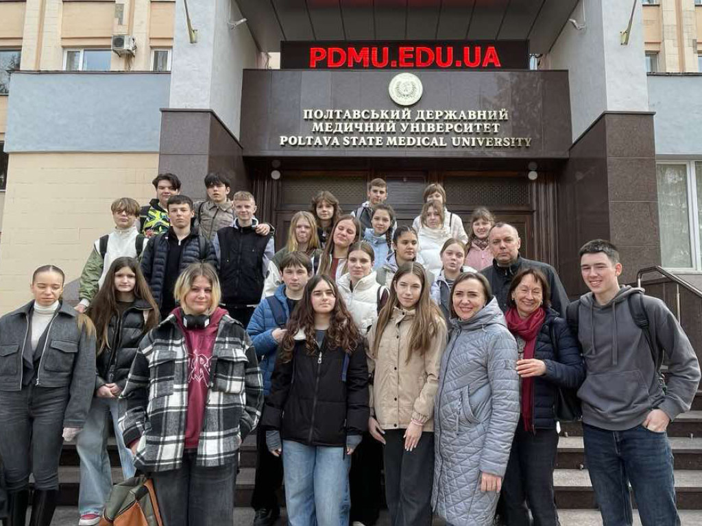 Співпраця між Полтавським державним медичним університетом та Науковим ліцеєм № 3 Полтавської міської ради триває